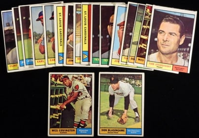 (18) Baseball Cards