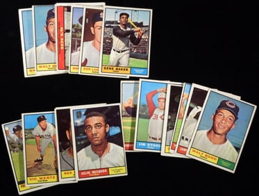(18) Various Baseball Cards