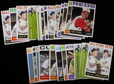 (27) 1964 Baseball TOPPS Cards