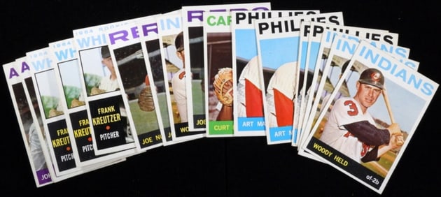 (18) 1964 Baseball Cards