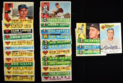 Medium Lot Of 1960s Baseball Cards