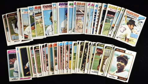 (83) 1970s Baseball Cards