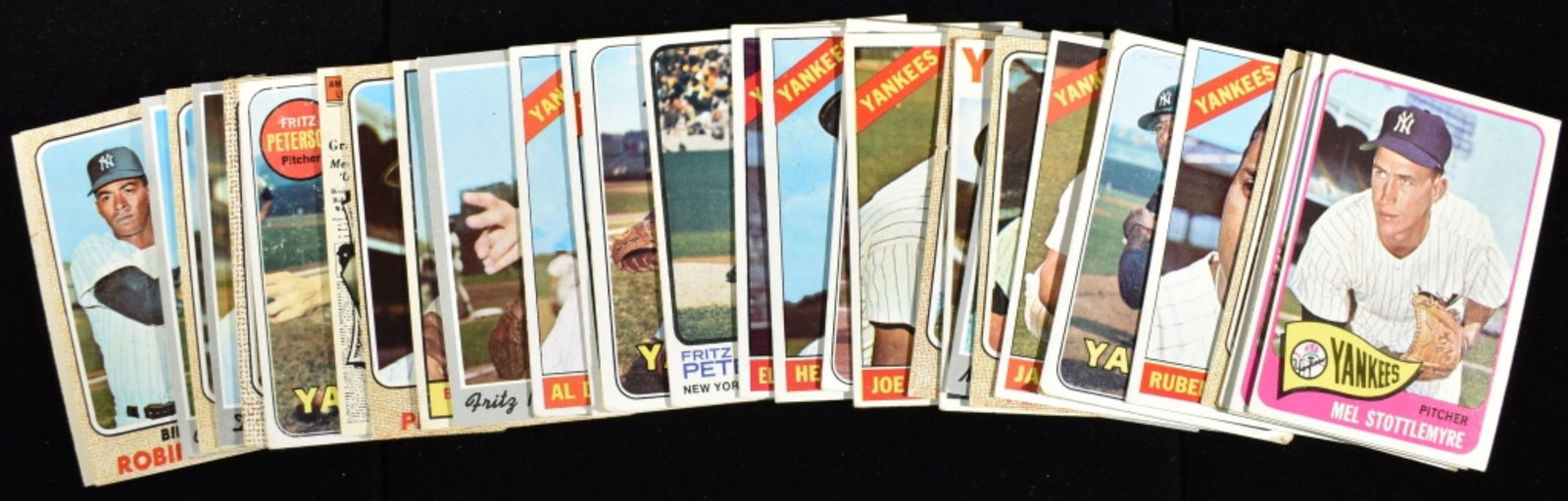 1960 (32) Baseball Cards: Danny McDevitt, Bob Schmidt, and Horace Clarke. Conditions may vary. May have duplicates or reprints.