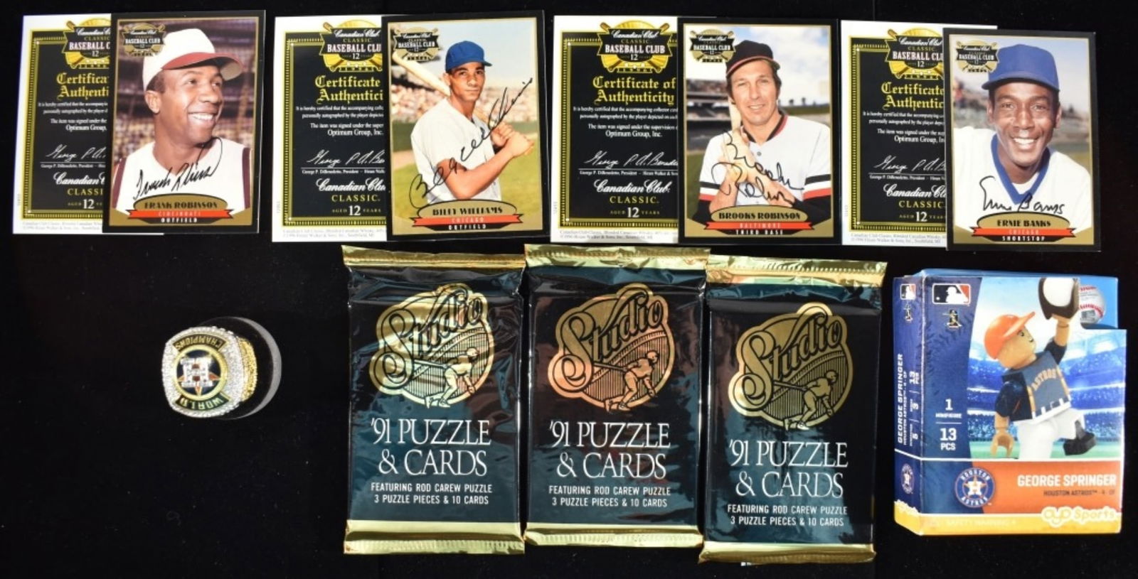 Mixed Lot Of Baseball Memorabilia (1 of 7)