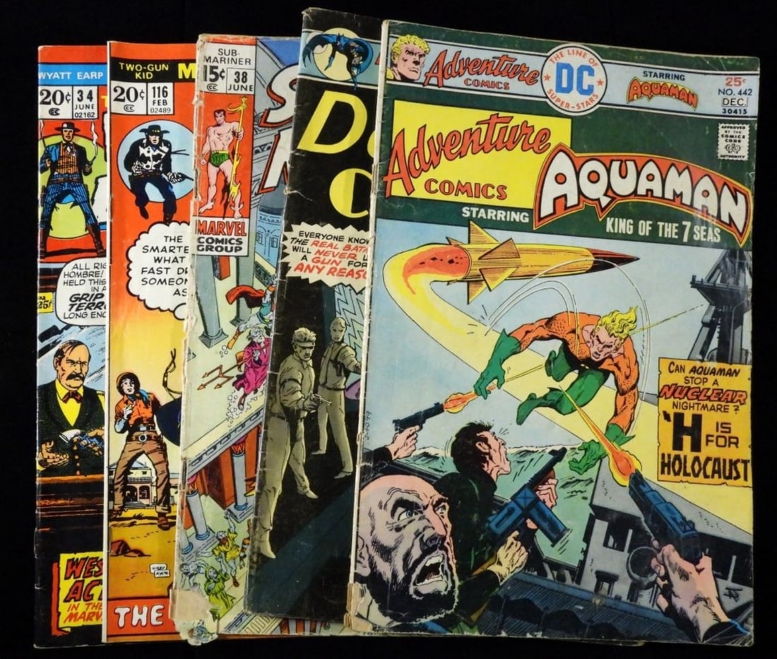 DC & Marvel Comic Lot (5) (1 of 3)