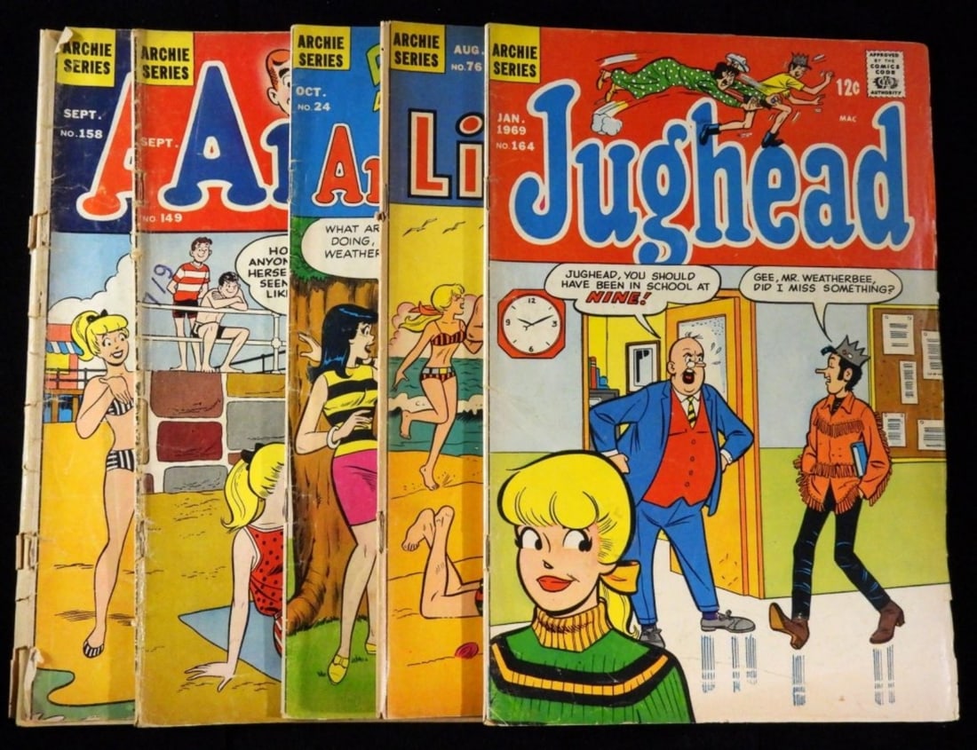 (5) Archie Series Comics: Jughead #164, Life With archie #76, Archie and me #24, Archie #149, Archie #158. Various conditions