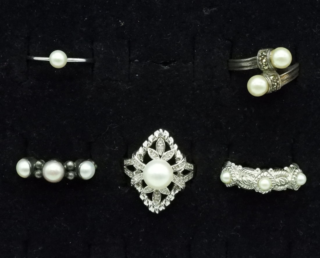 5 Sterling Pearl Rings (1 of 2)