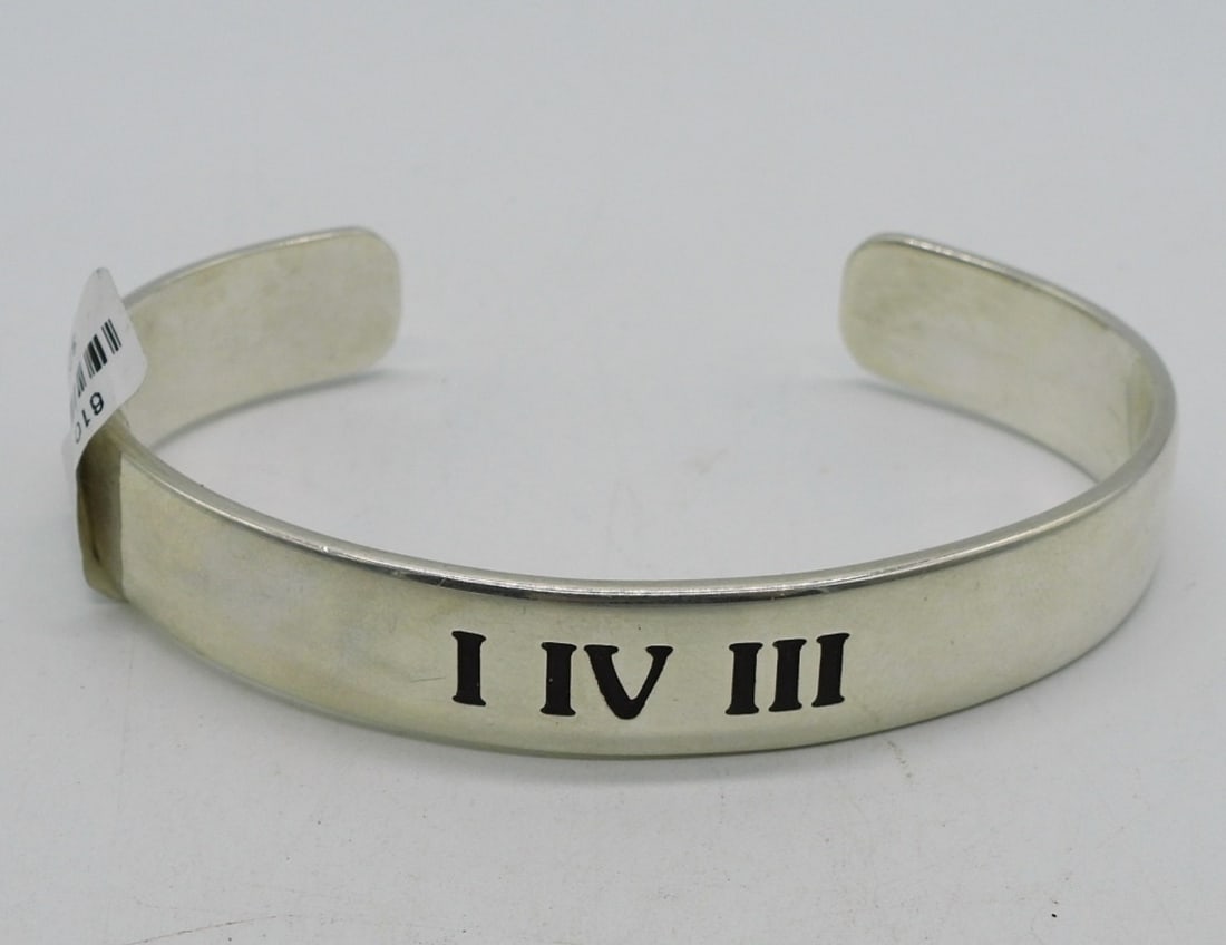 Colby Davis 925 I Love You Cuff Bracelet (1 of 4)