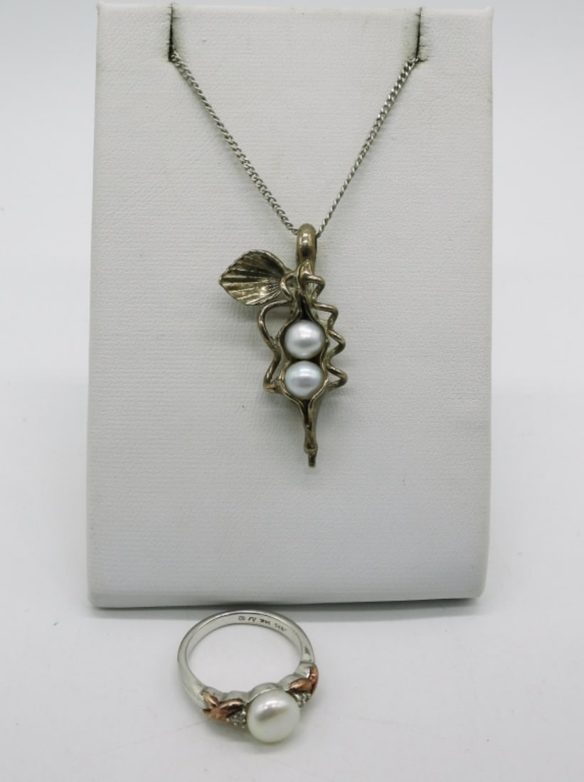 Seashell Themed Pearl 925 Necklace & Ring: Seashell themed pearl pendant (1.5" long) on a 16" chain. Sterling and 14k accented pearl ring, size 5. (5.3 dwt)