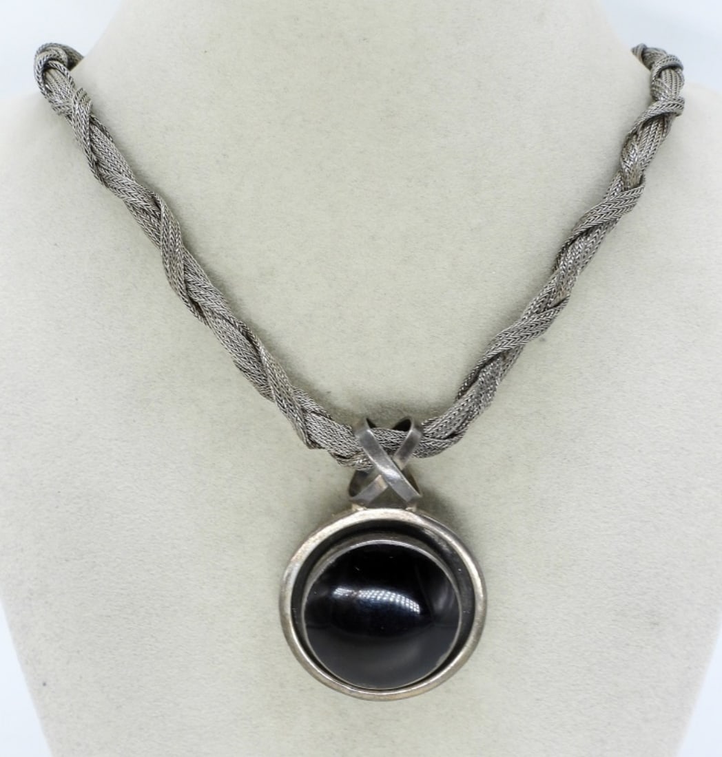 Taxco & Dyadema Black Onyx Necklace (1 of 3)