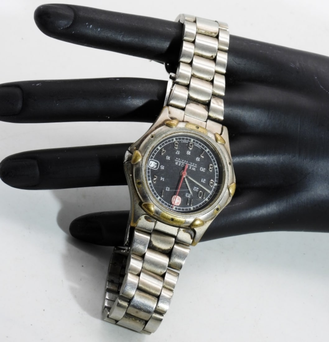 Women's Wenger Swiss Army Watch (1 of 2)