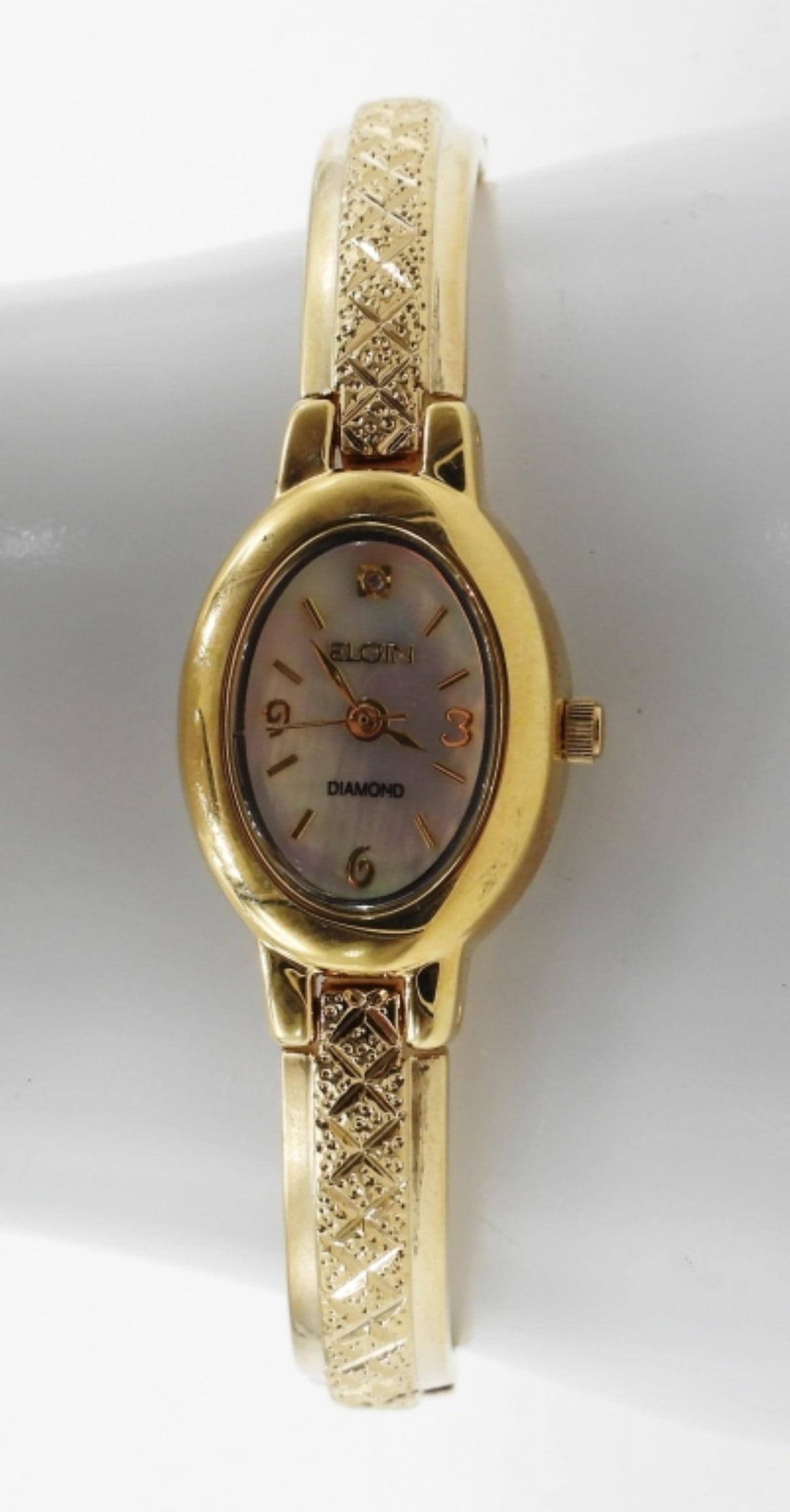 Women's Elgin Oval With Textured Band: Gold-Tone! Watches are not verified, authenticated, or tested in running condition unless specified!