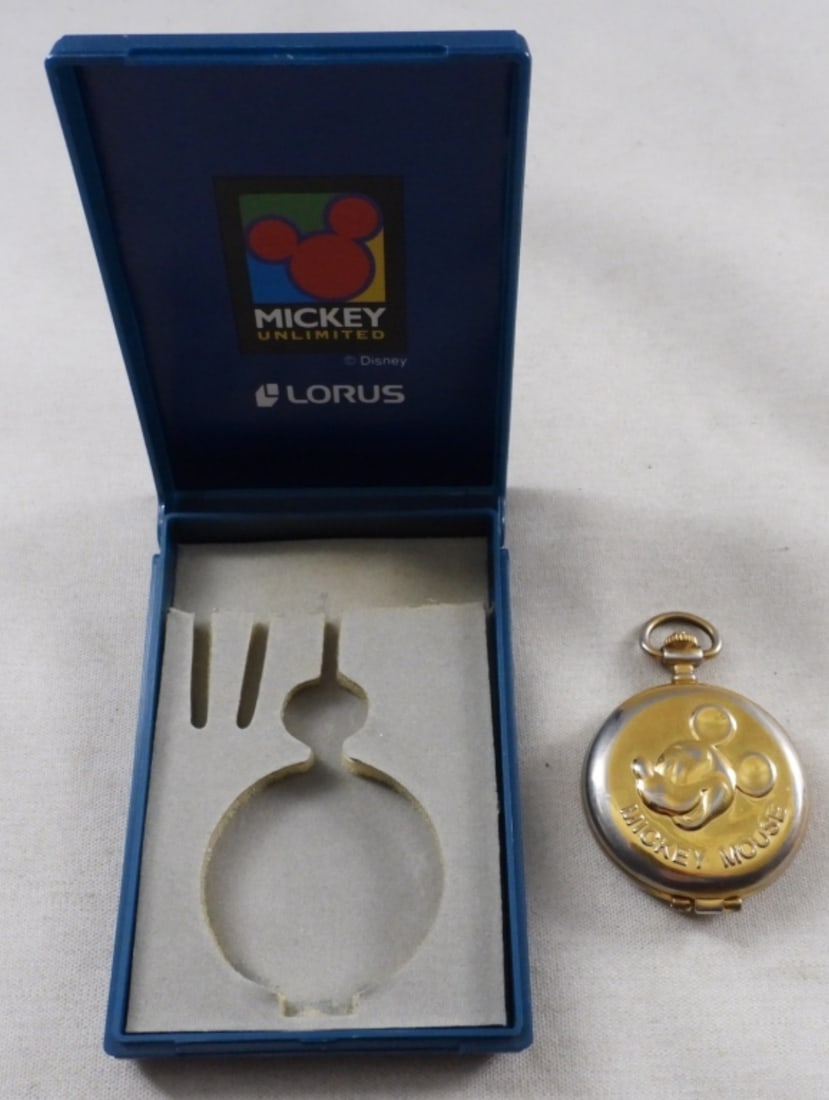 Lorus Mickey Mouse Pocket Watch (1 of 4)