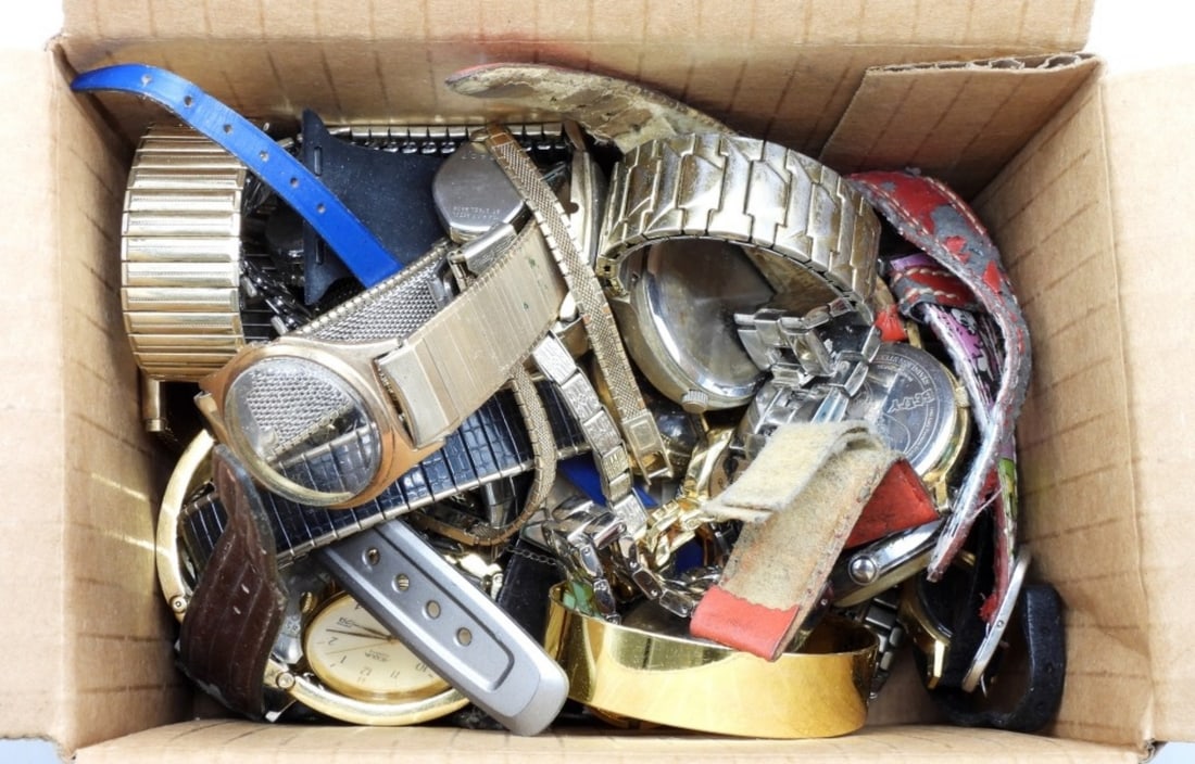 Box For Repairs and Parts (1 of 1)