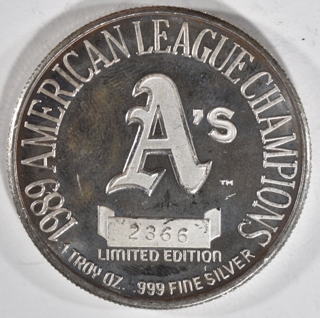 1oz Silver 1989 World Series A's: Bid live now!