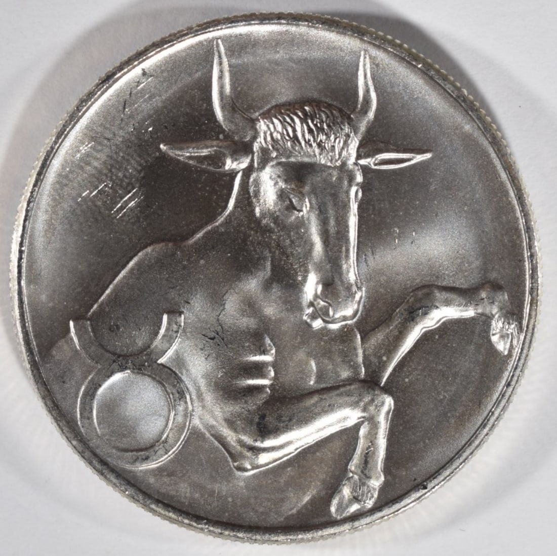 1oz .999 Silver Round- Taurus: Bid with Vintage Auctions!