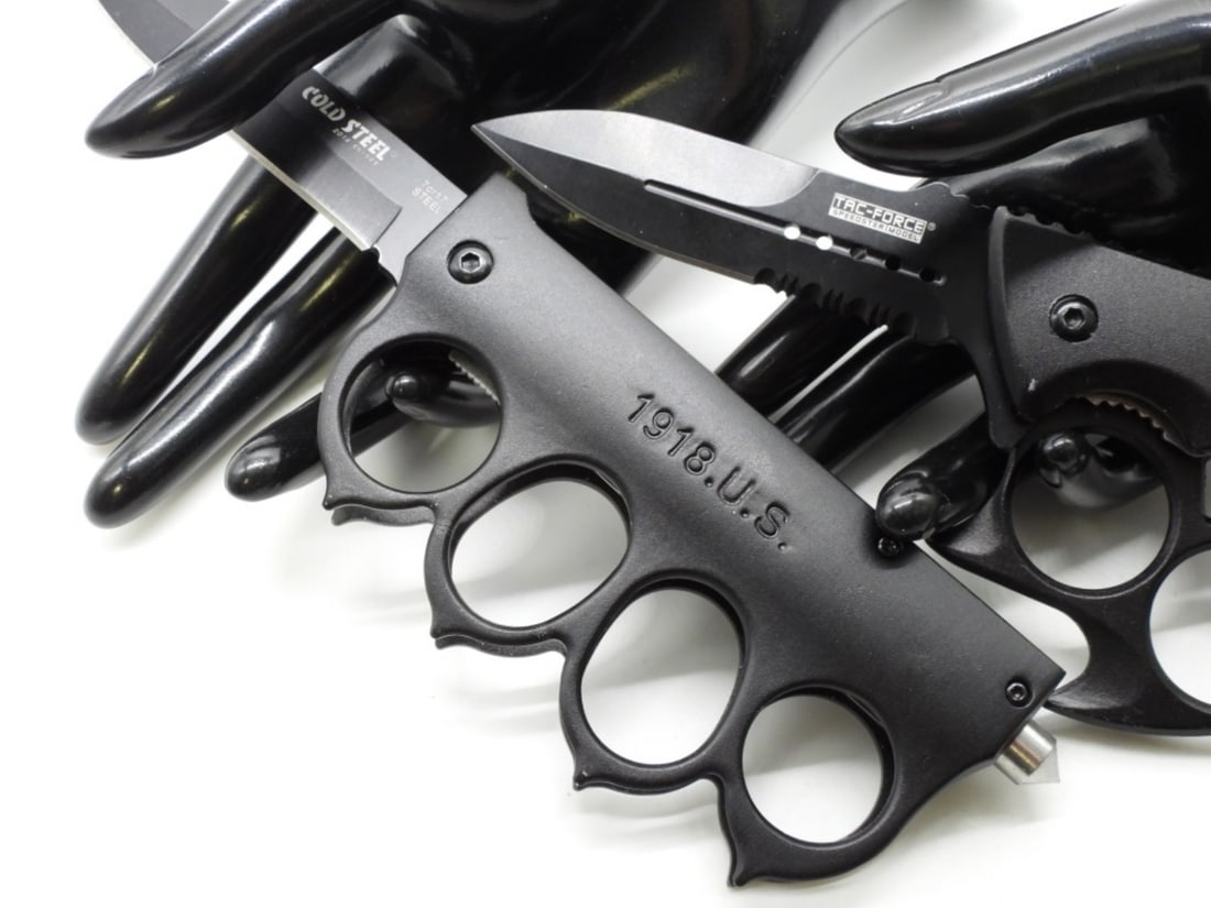 (2) Knuckle Knives - 3