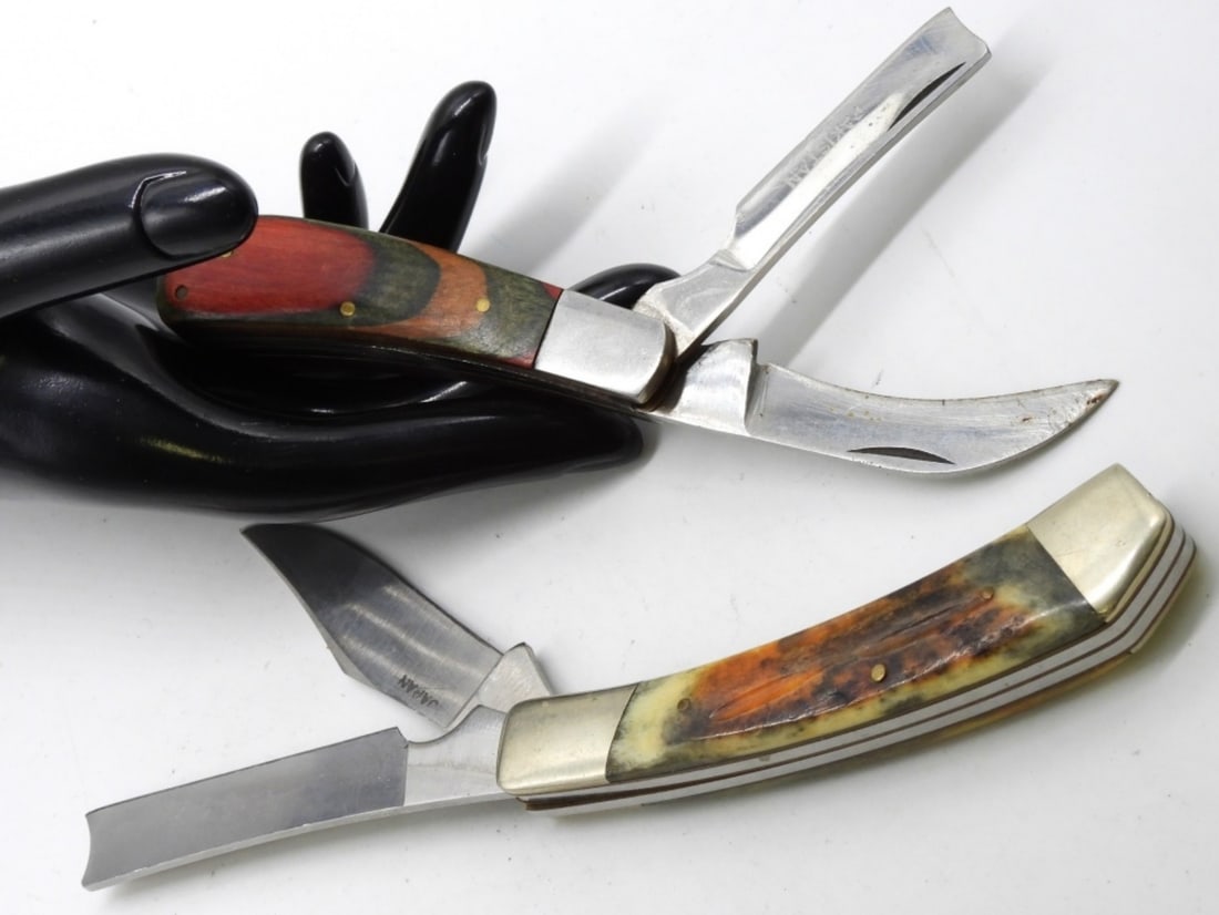 (2) Different Pocket Knives - 3