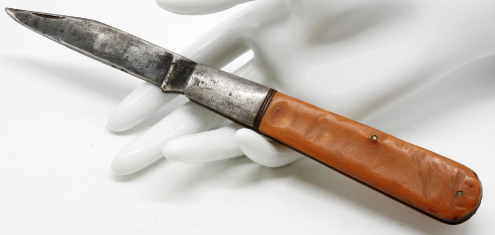 Camillus Daddy Barlow Style Pocket Knife: The handle is scraped up