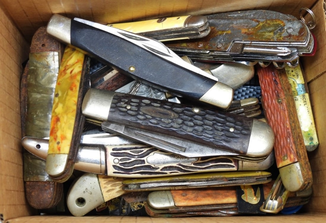 A Small Box Of Knife Parts (1 of 1)
