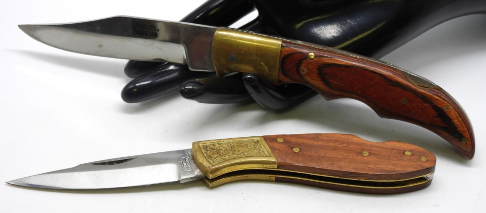 (2) Pakistan Lock-Back Pocket Knives (1 of 3)