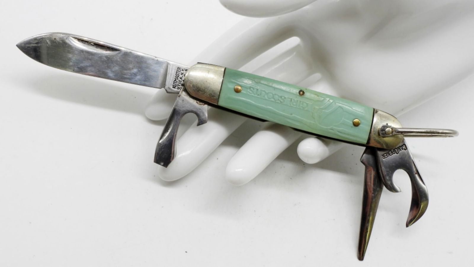 Kutmaster Four-Blade Girl Scouts Pocket Knife (1 of 2)