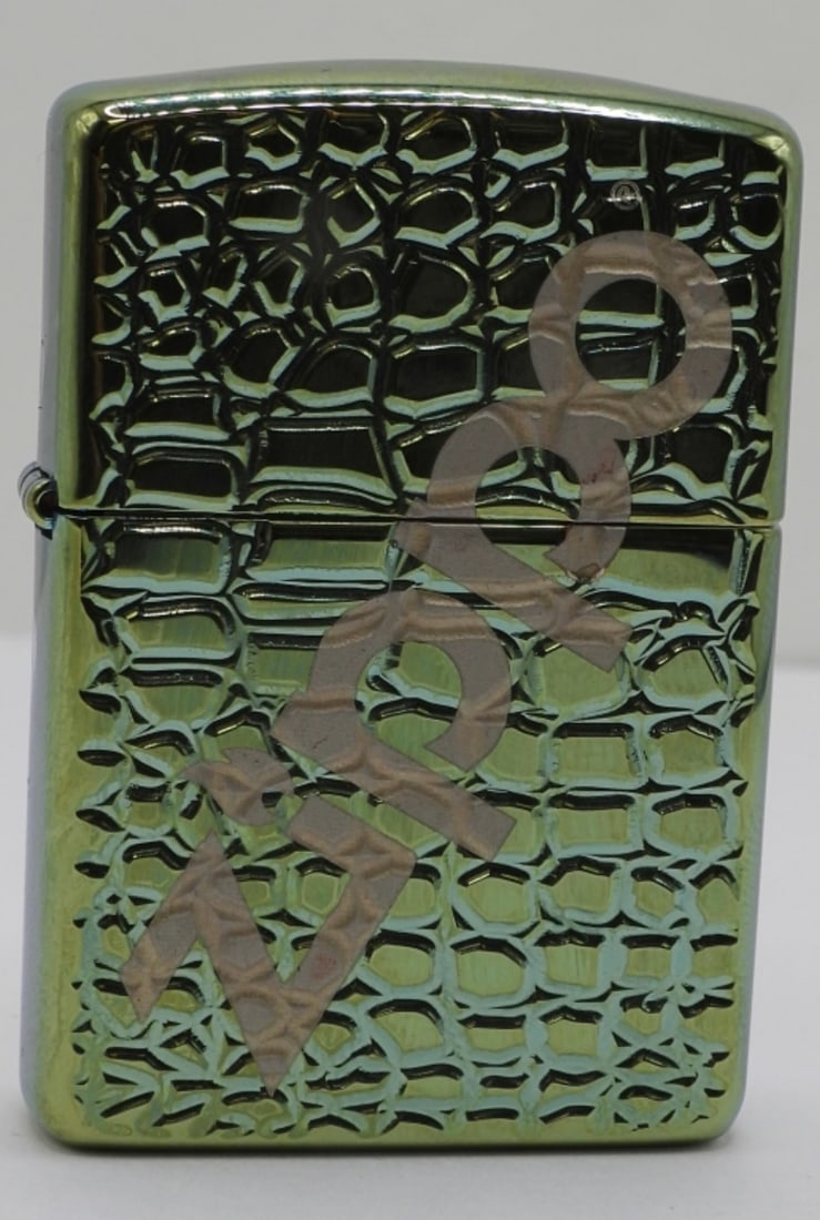 Zippo Armor Chameleon Alligator 2017 Sealed: 2017 Sealed. Does not have a box.