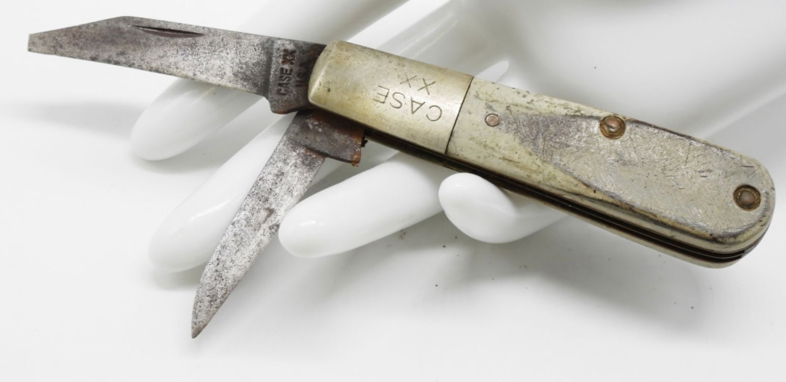 Case XX Barlow Style Two-Blade Pocket Knife (1 of 4)