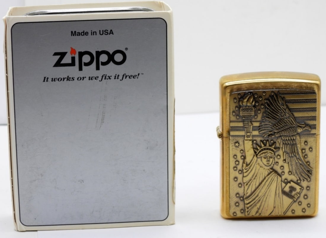 Barrett-Smythe Liberty Surprise Zippo Sealed: 2000. Comes in a tin case. From the Barrett-Smythe series.