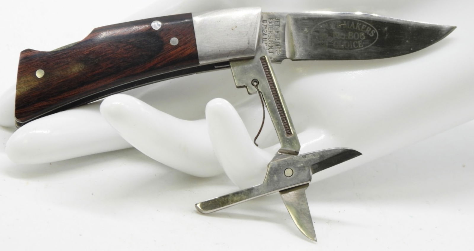 Knife Makers Choice Construction Pocket Knife (1 of 2)