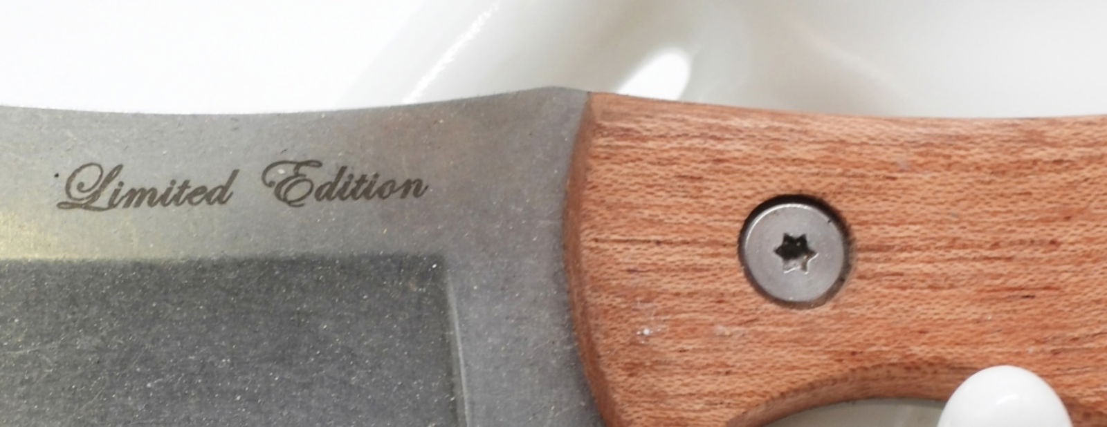 Old Timer 3PC Set In A Tin - 5