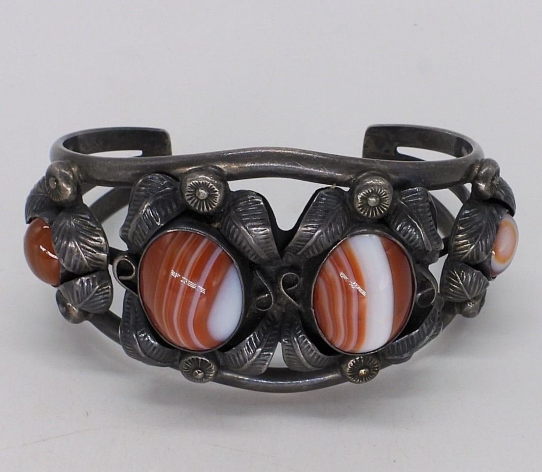 Banded Carnelian Navajo 925 Cuff (1 of 4)