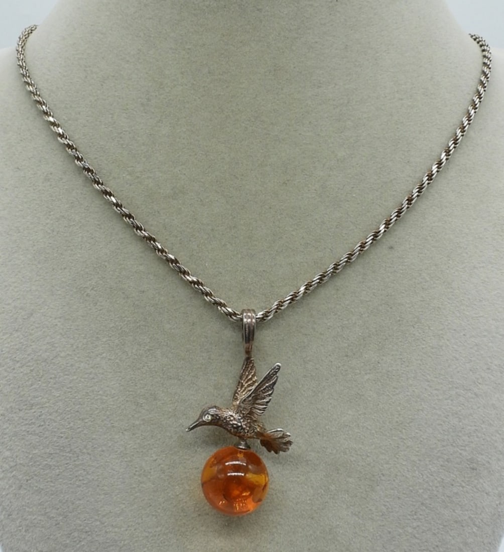 Hummingbird Amber 925 Necklace (1 of 3)
