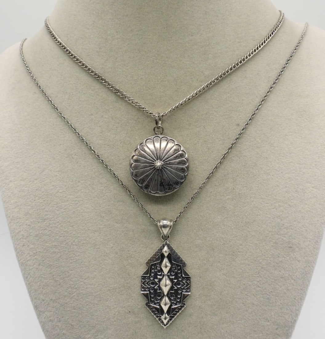 Two Sterling Fashion Necklaces (1 of 3)