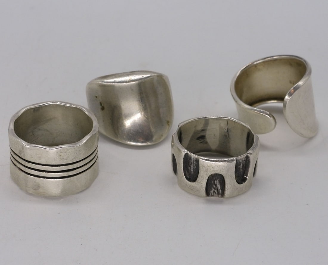 4 Plain Sterling Fashion Rings (1 of 3)