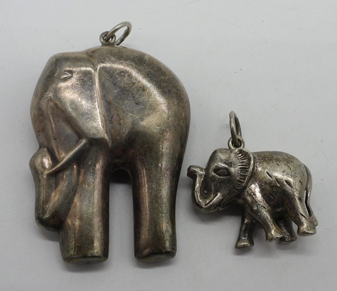 2 Sterling Elephant Pendants (1 of 2)