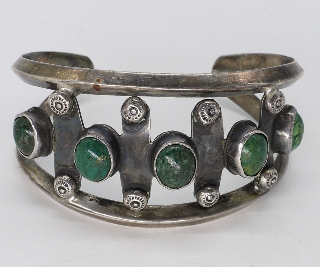 Green Turquoise Cuff Bracelet (1 of 4)