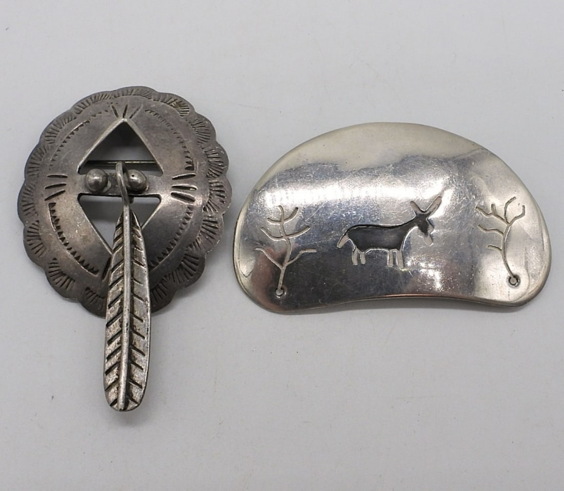 2 Cute Mexico Sterling Brooches: Two cute Mexico sterling brooches, 2" wide. (17.4 dwt)