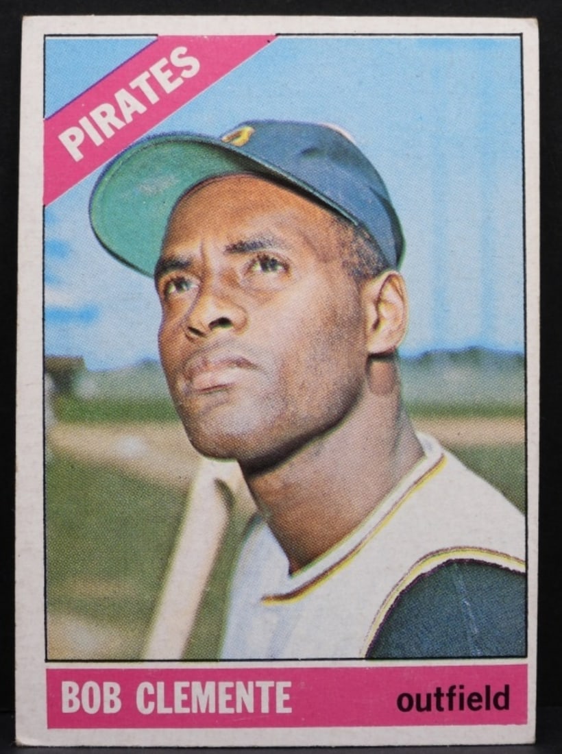 Bob Clemente TOPPS 1966 #300: G/VG condition with rounded corners. 1966 #300