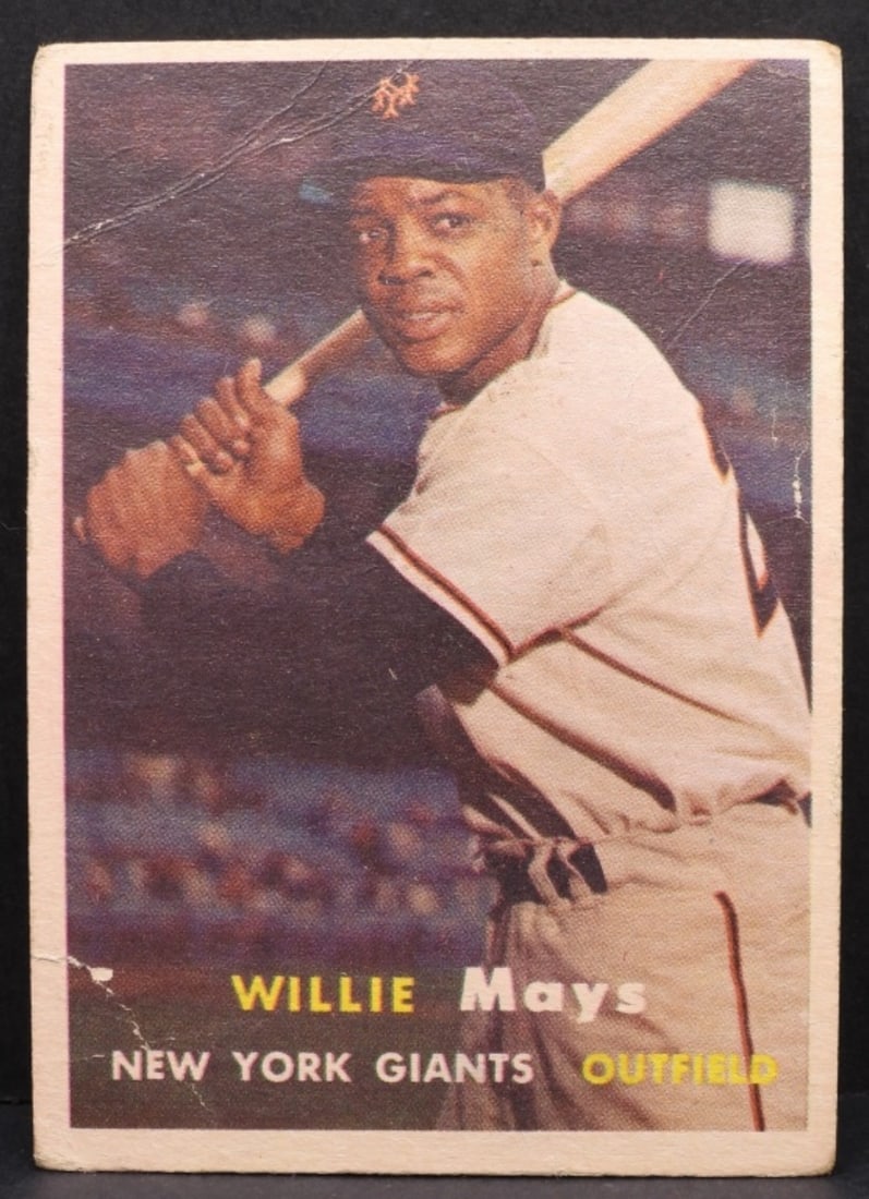 1957 Willie H. Mays TOPPS 10 (1 of 2)