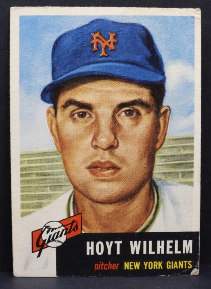 Hoyt Wilhelm TOPPS #151 Card: Corners are rounded, no creases, fair condition