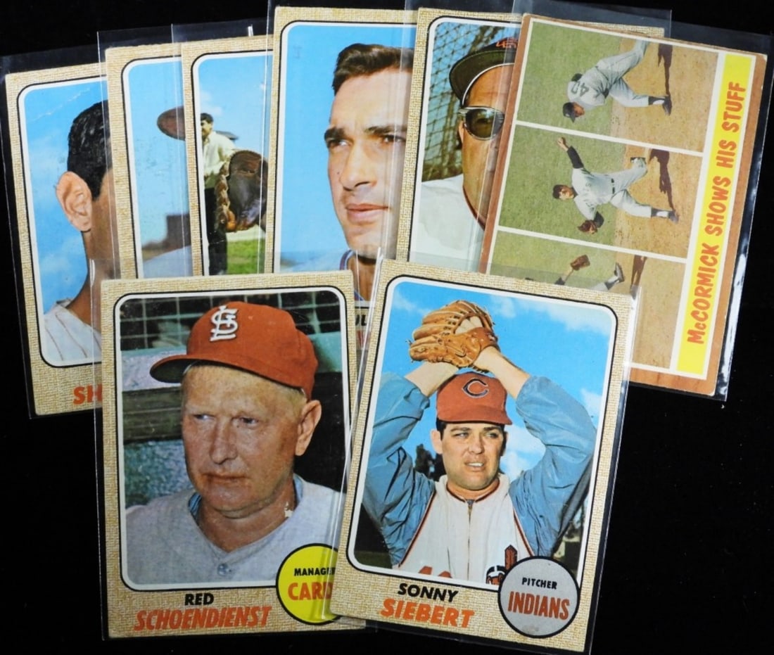 (8) TOPPS Baseball Cards G-VG (1 of 2)