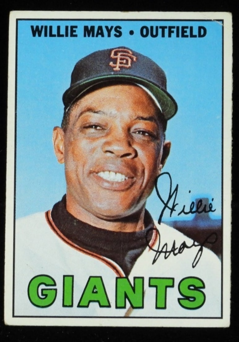 Willie Mays #200 TOPPS Card: Top right corner creased. Corners are rounded, no other creases. Good condition