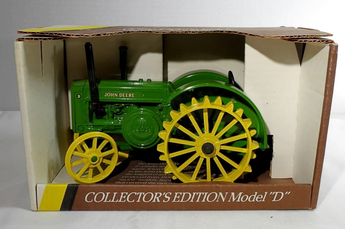 John Deere Model D Collector's Edition 1953 (1 of 7)