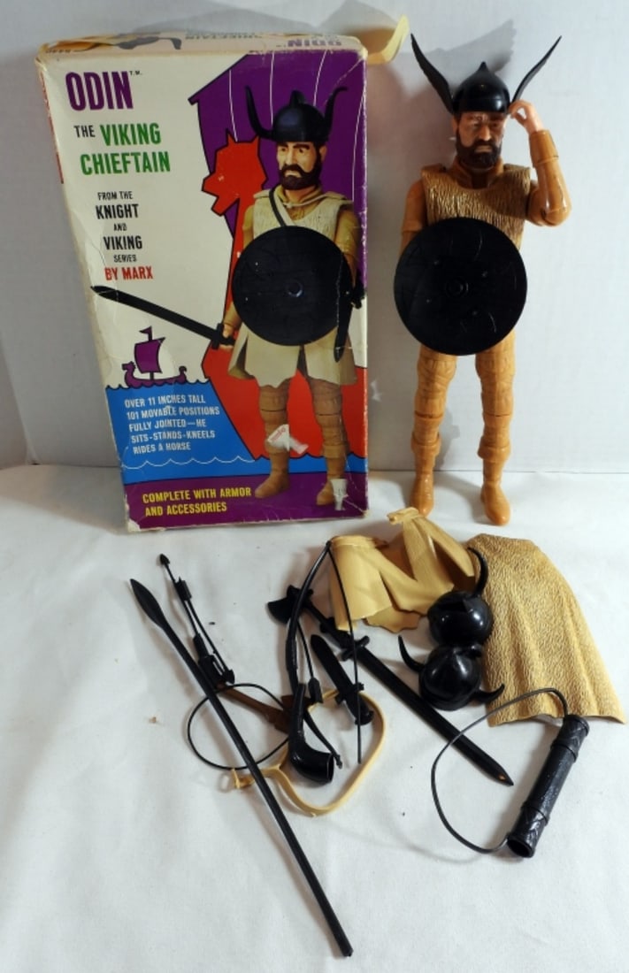 The Viking Chieftain Odin By Marx: Comes with its original box. Is a complete set. The box is taped up along the side. From the Knight and Viking Series