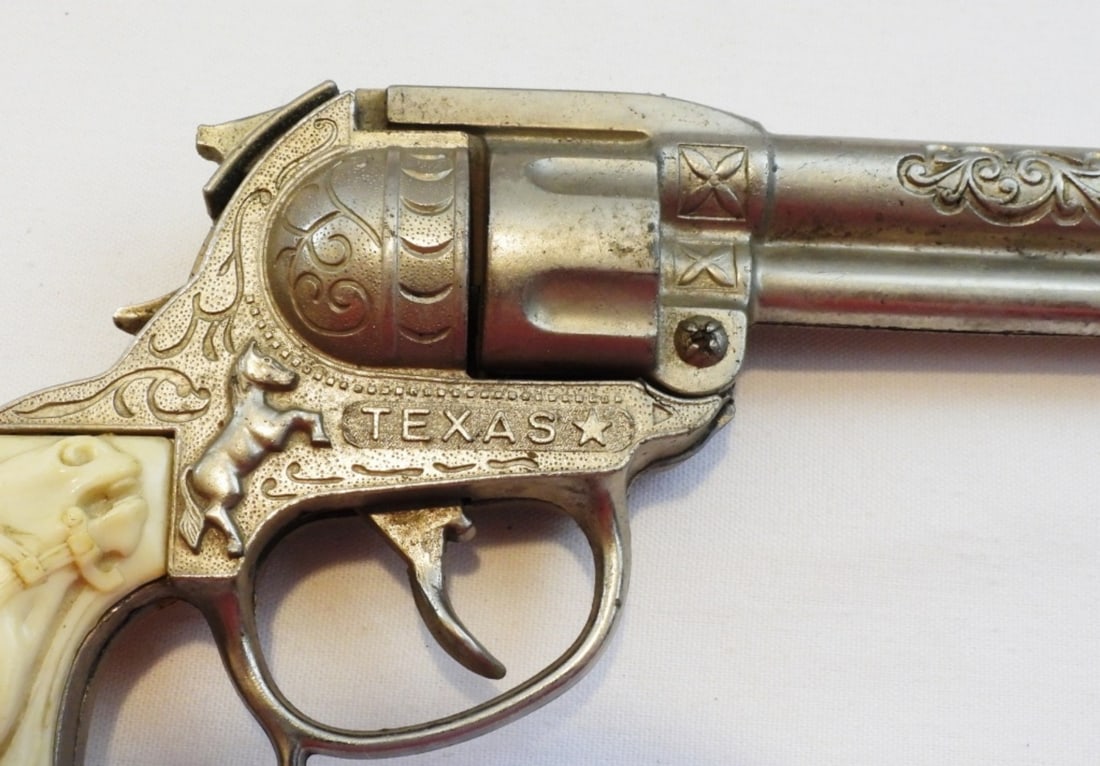 Cap Gun With Holster - 4