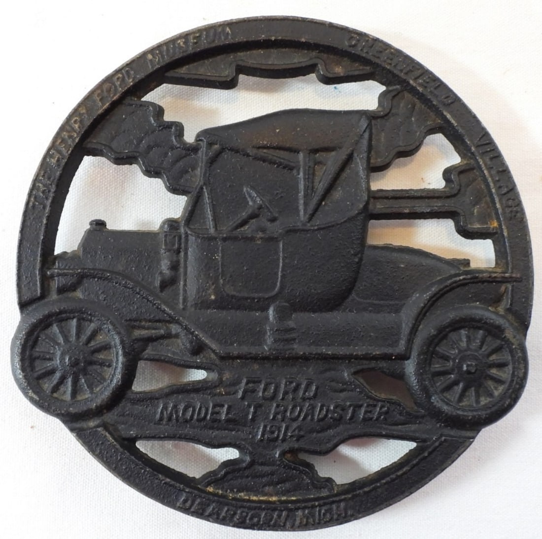 Cast Iron Ford Model T Roadster 1914 Plaque: Some wear and tear on the edges, in good condition other than that.