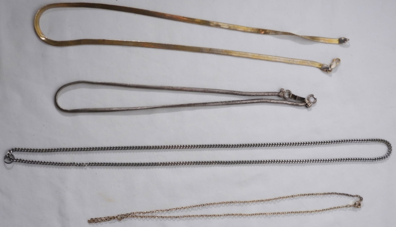 (4) Silver-Tone & Gold-Tone Necklaces: Simple chains