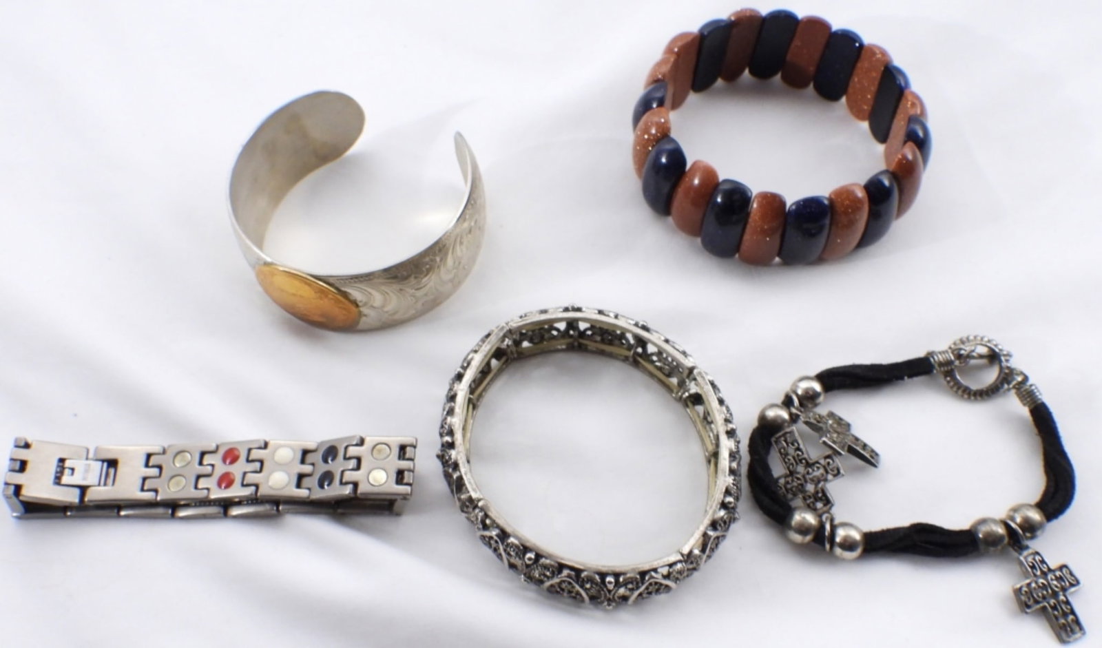 (5) Chunky Bracelets: Multi-colored