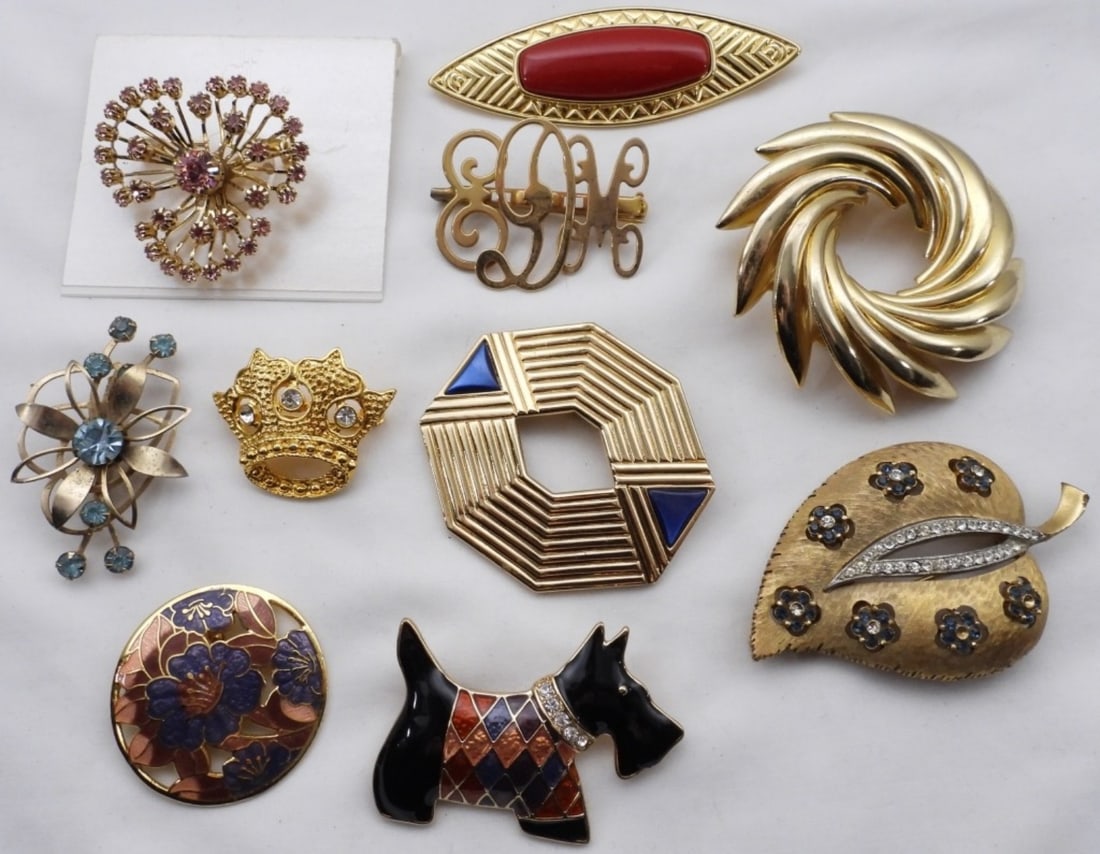 (10) Gold-Tone Broaches: Visit us on Facebook